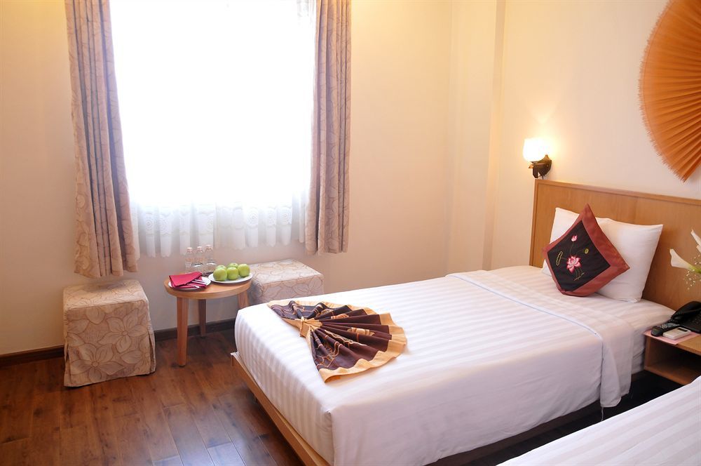 Viet Lotus Saigon Hotel Thành Pho Ho Chí Minh Esterno foto