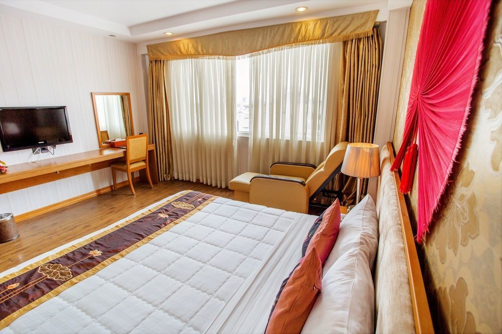 Viet Lotus Saigon Hotel Thành Pho Ho Chí Minh Esterno foto